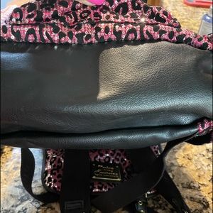 Back pack very sparkly and excellent condition
